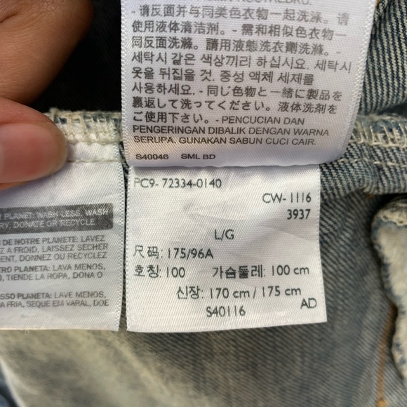 Levi’s classic vintage oversized cotton acid washed denim blue jean jacket - Picture 15 of 15